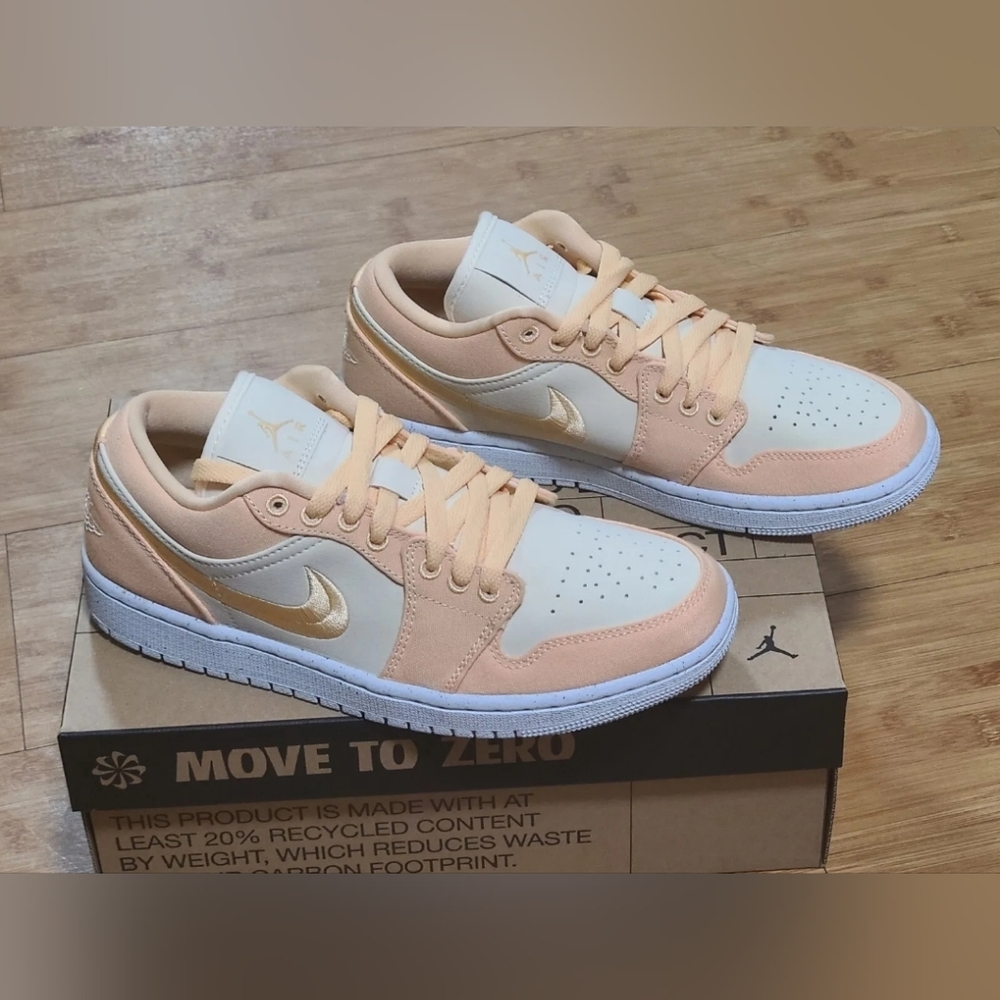 Air Jordan 1 Low SE 'Celestial Gold' Womens 8 (New in Box)